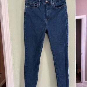 Good American Always Fits Skinny Jeans